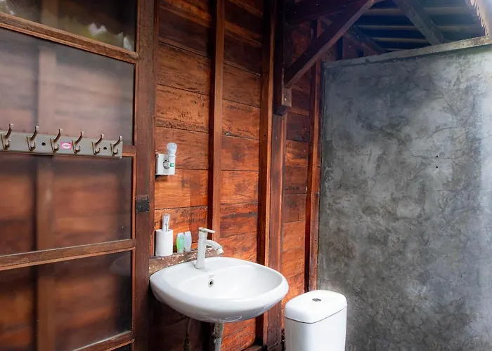 Natural View Sidemen Villas & Cottages By Supala